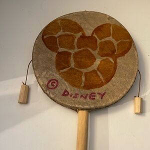 Disney Animal Kingdom Drum shaker